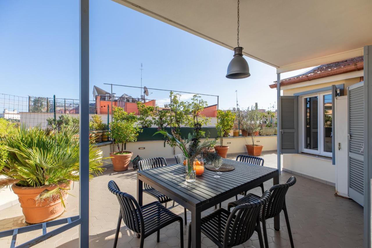 Ferienwohnung Iflat Magical Flat By The Tiber Rom Exterior foto