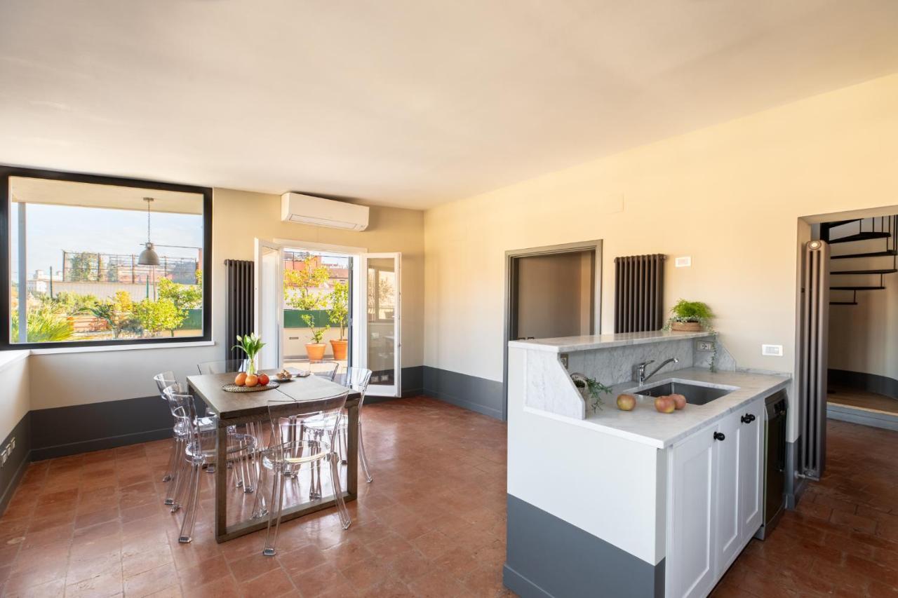 Ferienwohnung Iflat Magical Flat By The Tiber Rom Exterior foto